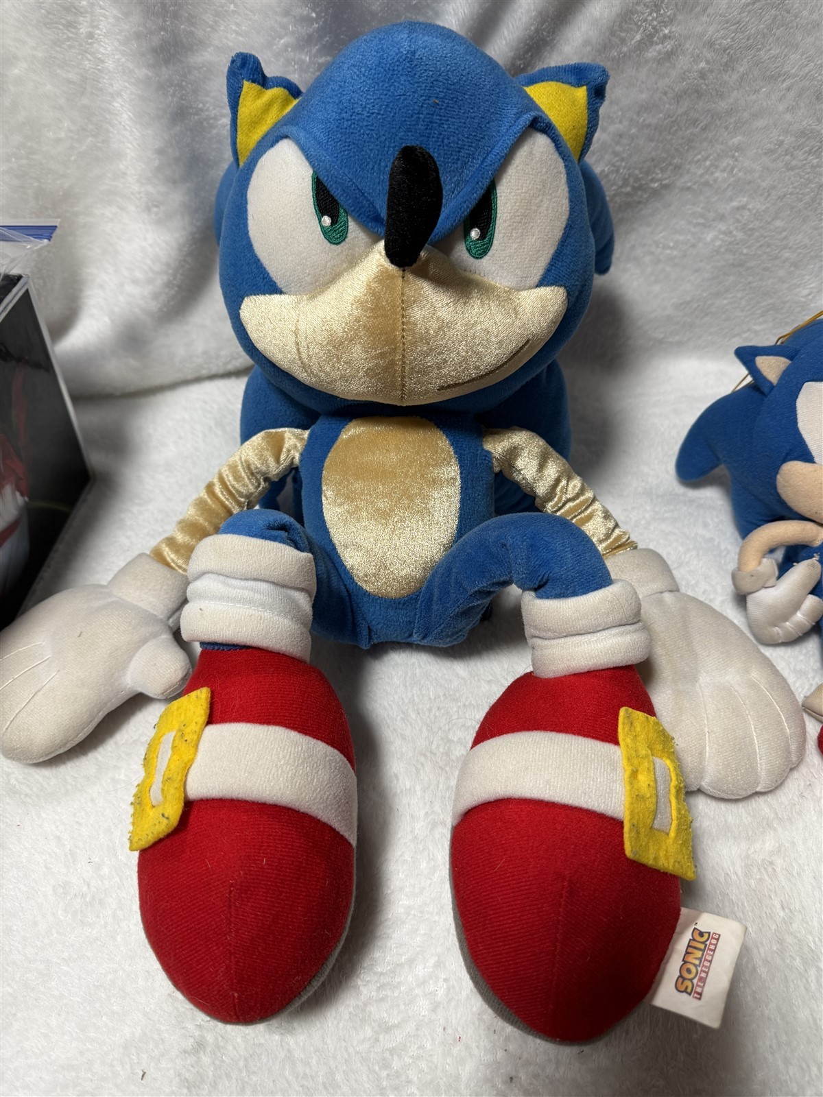 LOT OF 2 SONIC THE HEDGEHOG PLUSH STUFFED TOYS "COULD USE CLEANING"