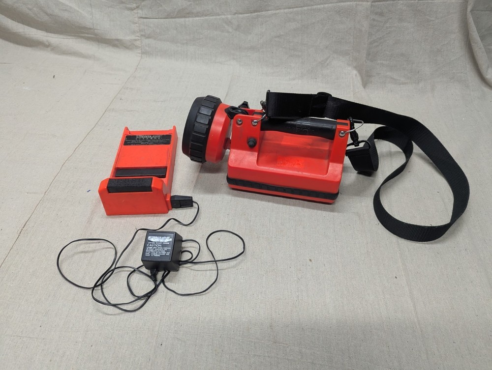 Streamlight LiteBox EMS Firefighter Flashlight With Charger