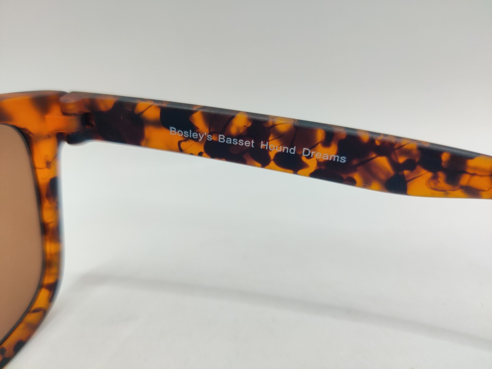 Goodr Bosleys Basset Hound Dreams Polarized Sunglasses No Slip Running Boxed 2J4