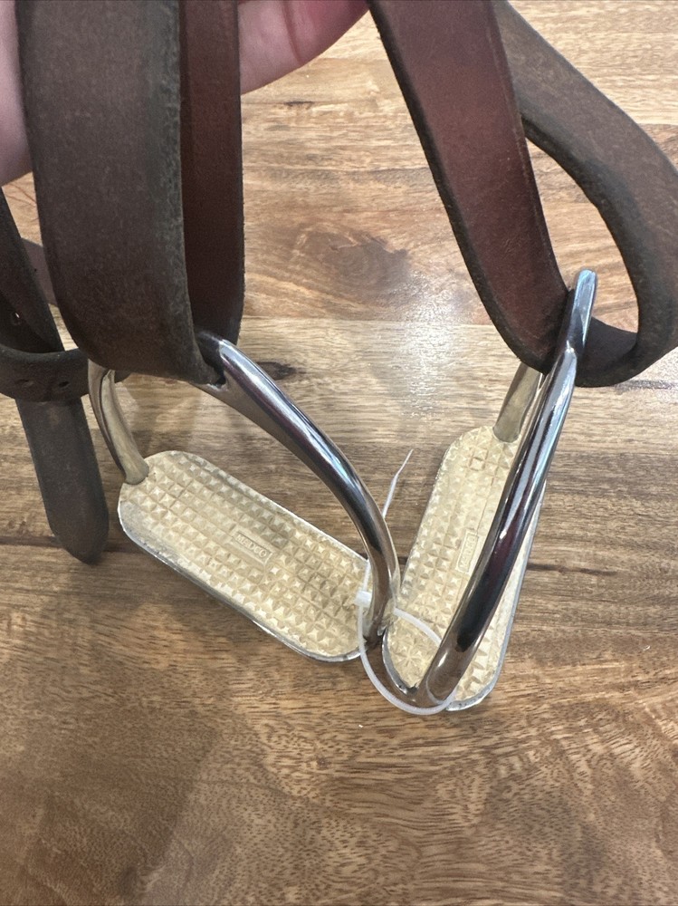 Madco Stirrups And Leathers