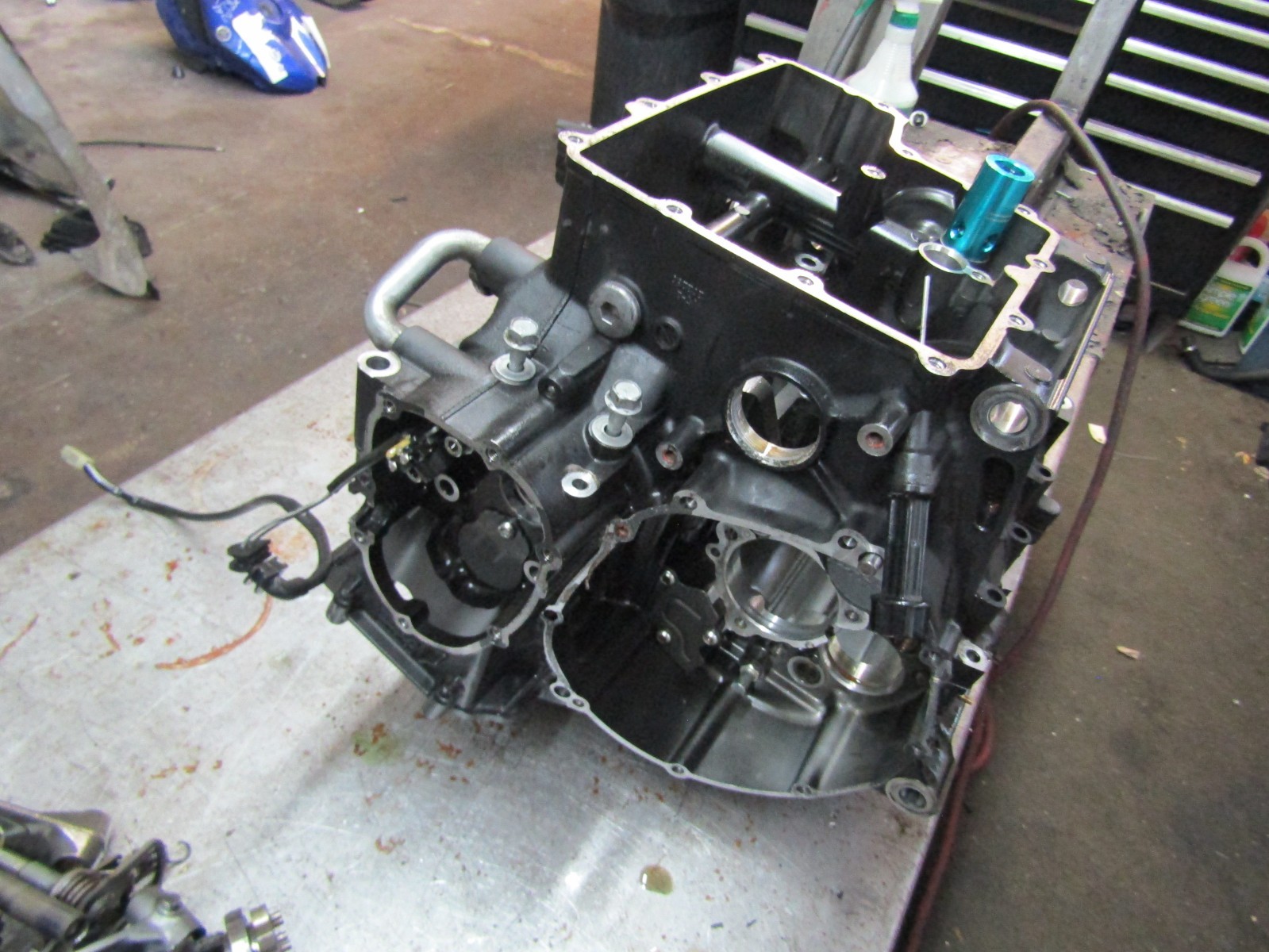 USED OEM 2017 - 2020 Yamaha Crankcase Assembly Halves YZF-R6 R6 BN6-15100-09-00