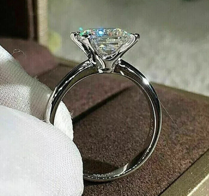 Delicate 2.80Ct Certified Princess Cut White Diamond Solitaire Ring-925 Silver !