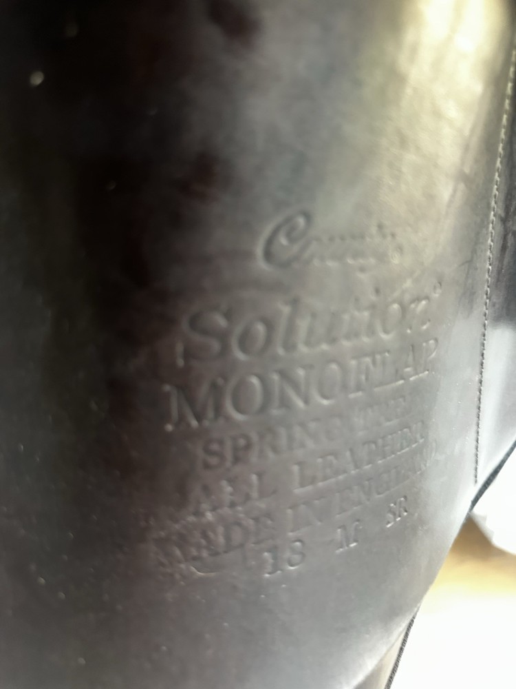 County Solution Jump Saddle 18 M SR