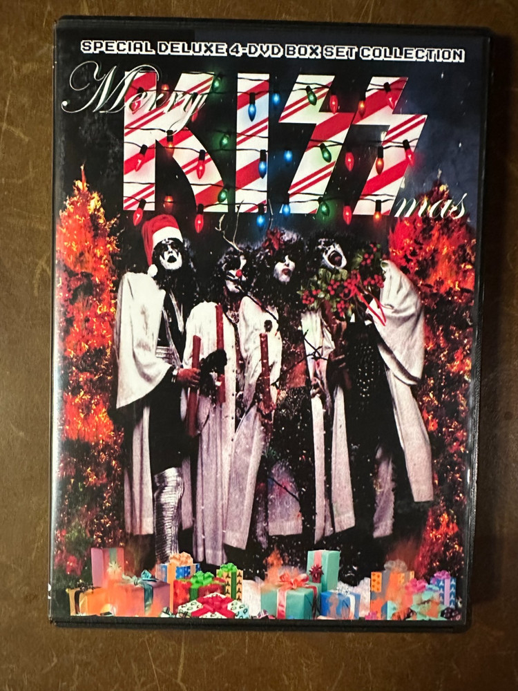 KISS - Merry KISSMASS! Unseen & Restored DVD Box Set