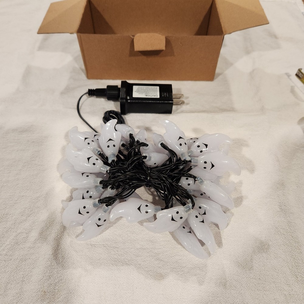 50 CT Ghost String Light Purple