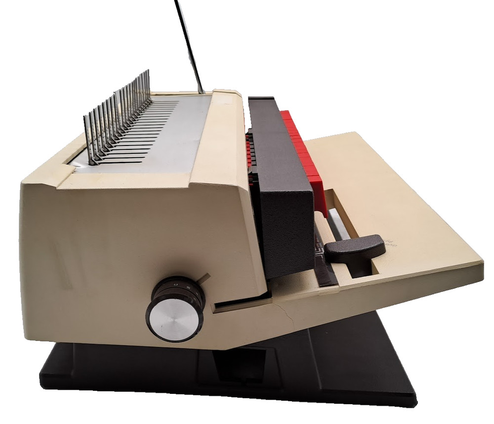 GBC General Binding Corporation Model 450-KM Binding Machine Comb Binder