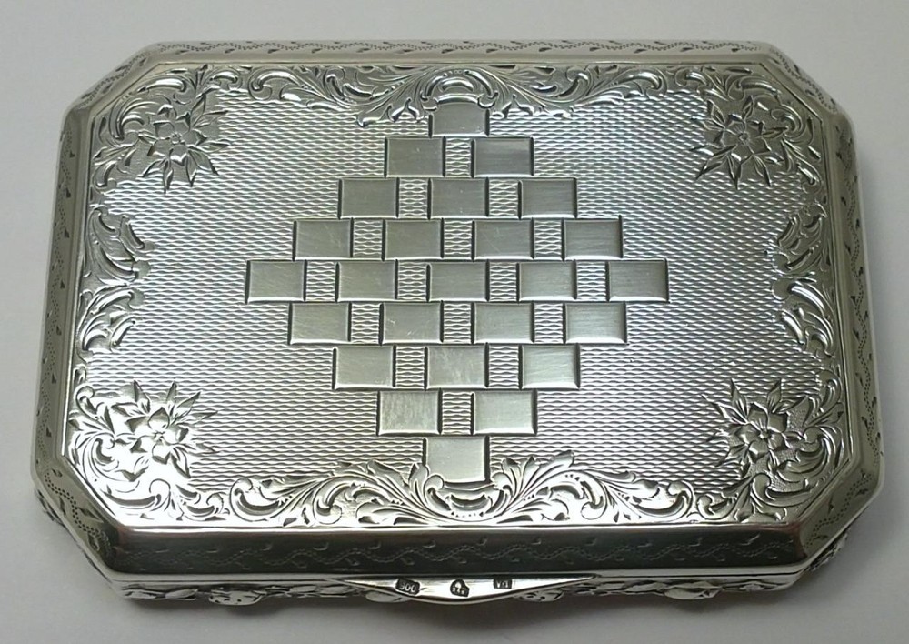Antique Austrian 900 Silver Table Snuff Box (3” x 2 ¼”) – Vienna c1925 (94g)