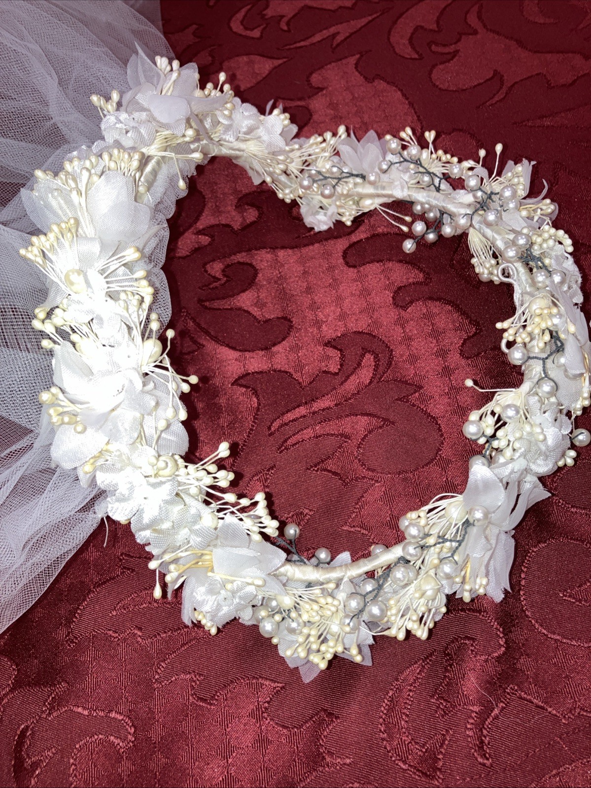 Beautiful Vintage Bridal Veil W/ Flowers And Pearls Headdress And White Netting