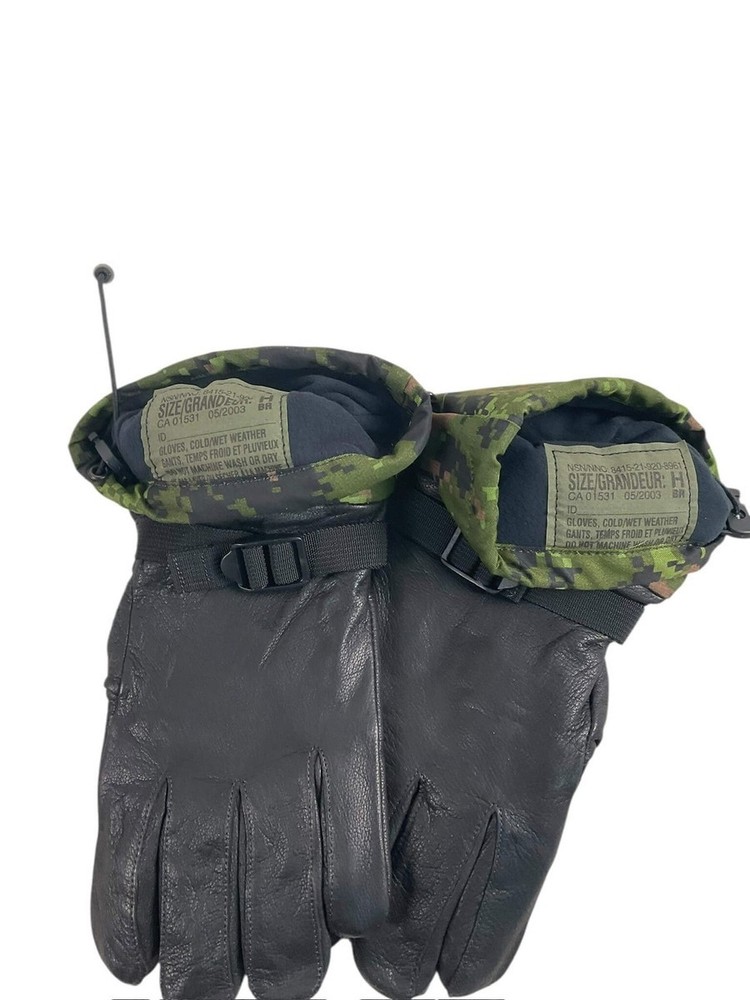 Canadian Forces CADPAT Gor-Tex Gloves (Pair)