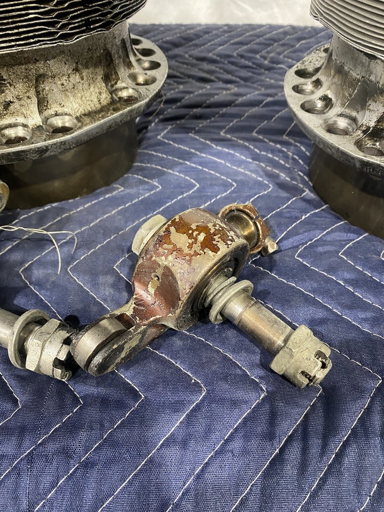 Wright R-2600-9 Cyclone Radial Engine Cylinders See Description For Shipping