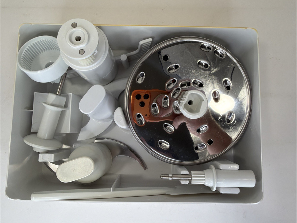 Kitchenaid Food Processor KFPW761BW0 + XTRA Attachments + Juicer Excellent