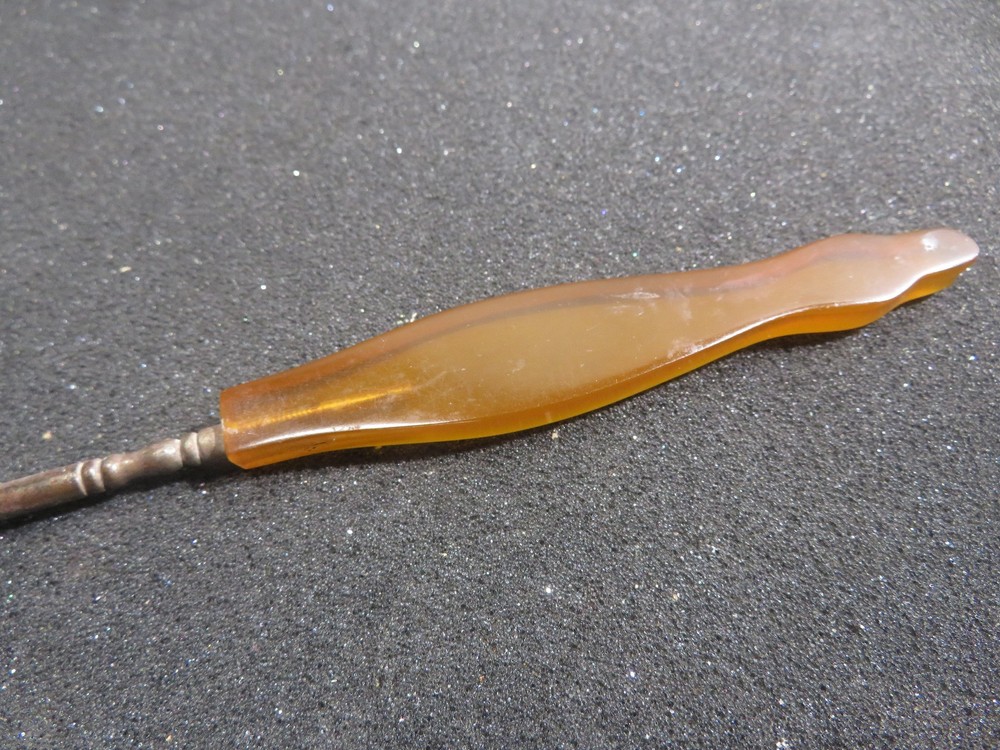 Antique 1930s Bakelite Crochet Hook with Flower Pattern 7"