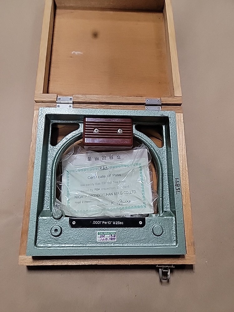 Nigata Machinists Square Box Level 8"