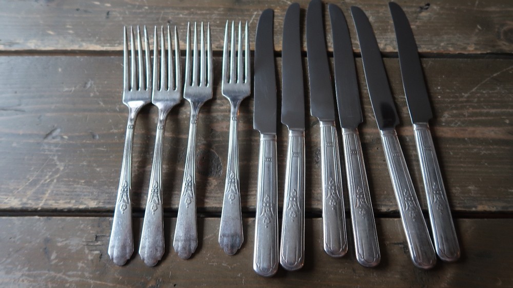 Encore 4 Dinner Forks 6 Knives Simeon George Rogers Silverplate Flatware