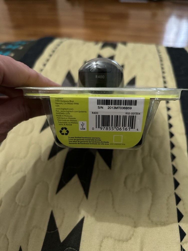 R400 Lonitech Laser Presentation Remote