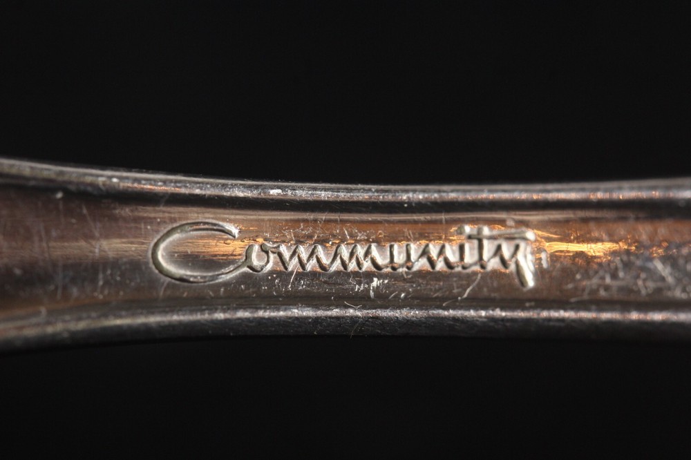 Oneida Community 'Affection' Pattern Gravy Ladle Silver Plated