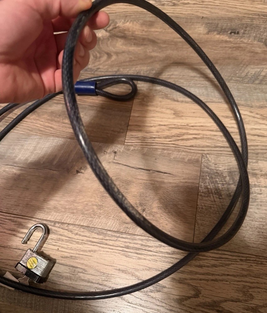 Brinks Loop Cable Lock 3/8in x 15ft Open Loop + Padlock And Key USED