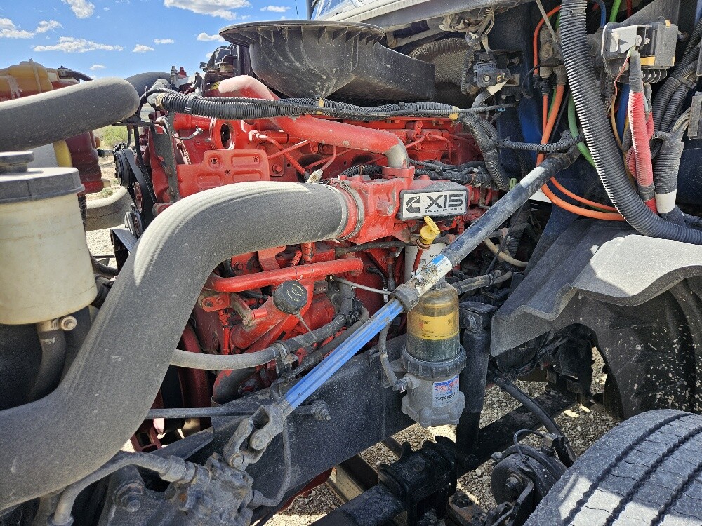 2018 International LT # 4401