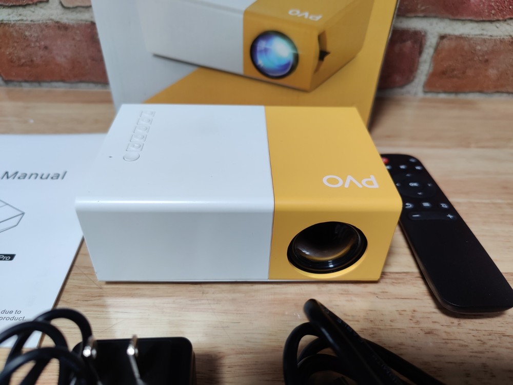 PVO YG300 Pro Mini LED Projector