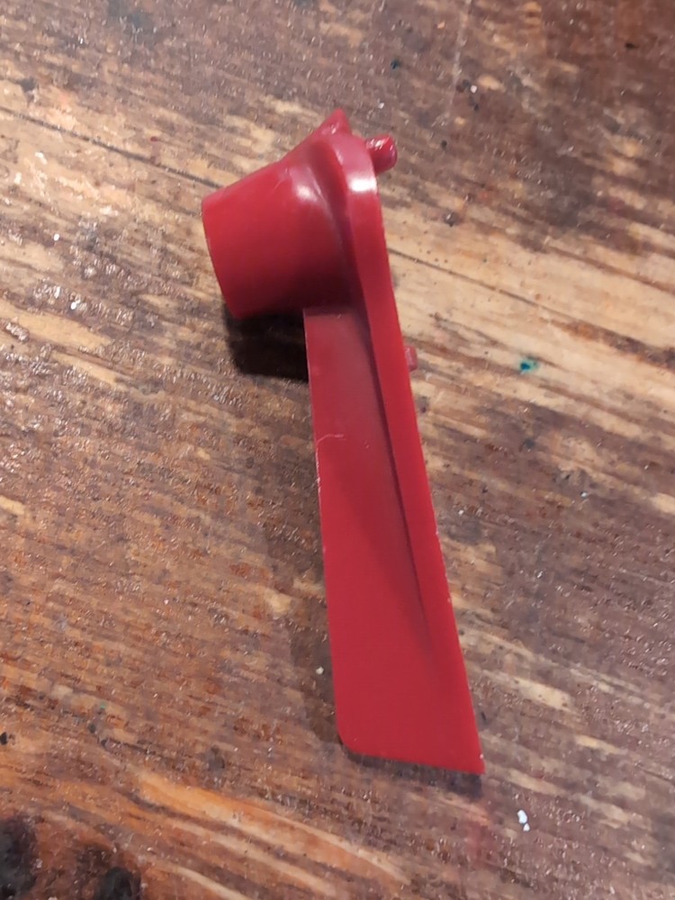 Original Lionel Type 1044 Transformer 3" Red Control handle Good Condition
