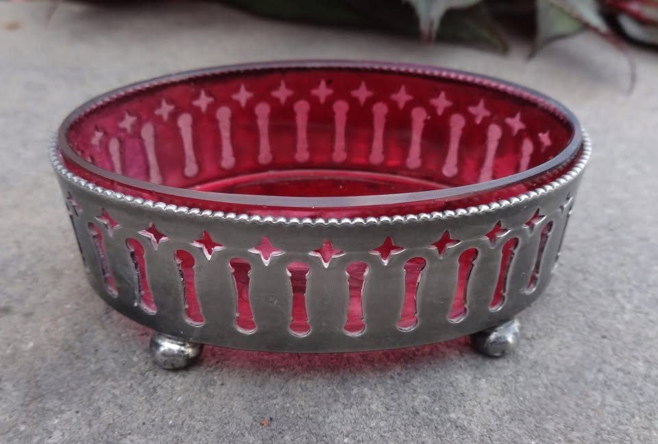 Openwork Silverplated Open Salt Dip, Cellar, Dish w/Cranberry Red Glass Liner!