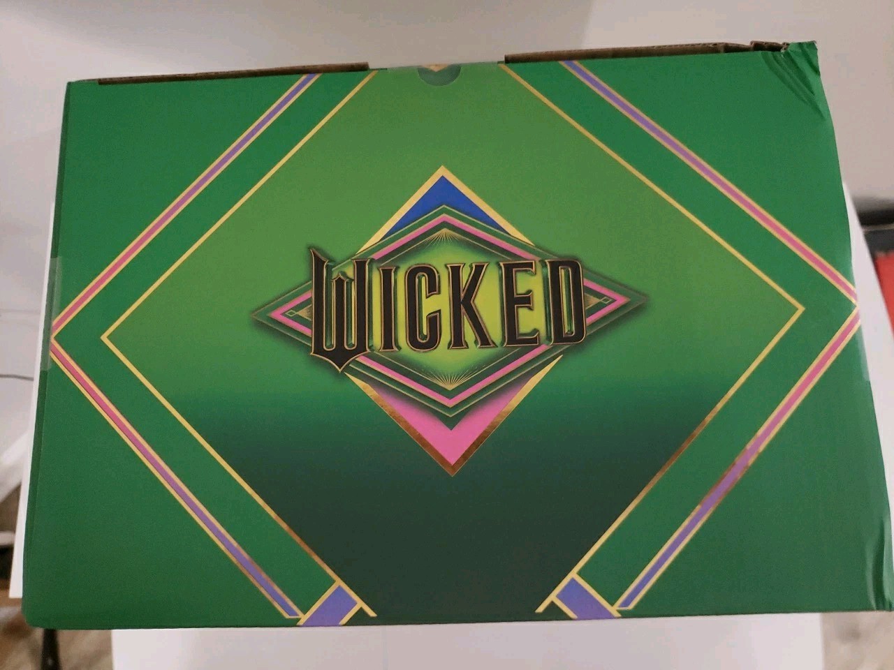 Movie Wicked Chill Beauty Or Snacks Fridge Low Energy Portable Elphaba & Glinda