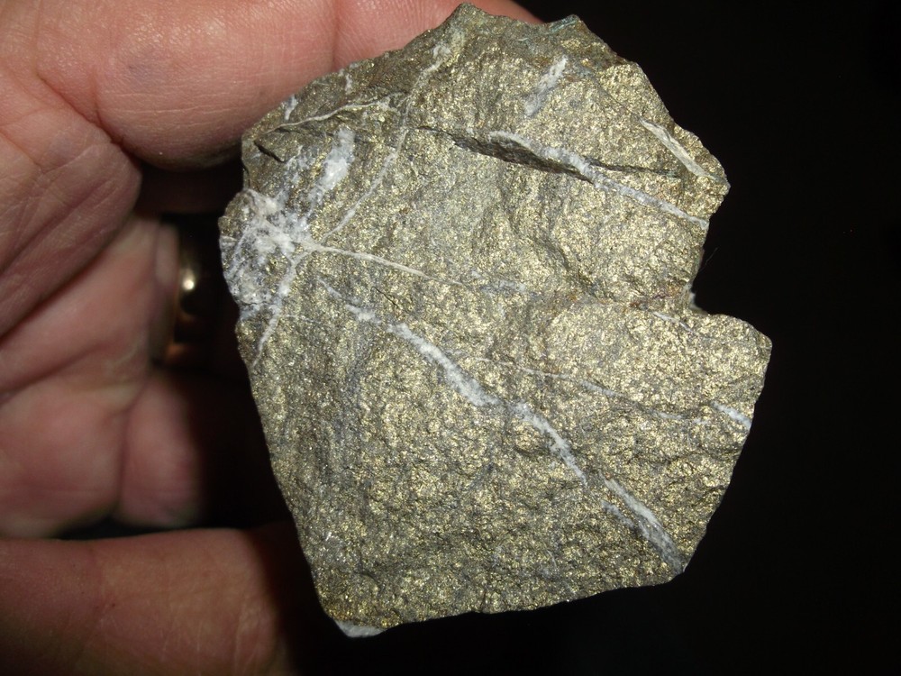 Gold, silver, copper, 340 grams samples ,ore high grade .