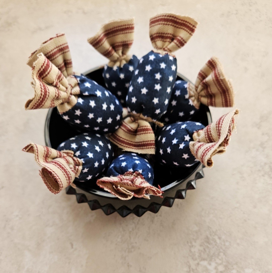 Bowl Filler Americana Patriotic Ornie Fabric 8 Pcs Candy Tier Tray Fabric Decor