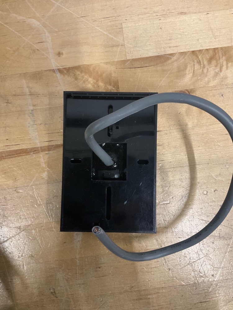 HID iCLASS SE Wall Switch Smart Card Reader - 920NTNNEK00000