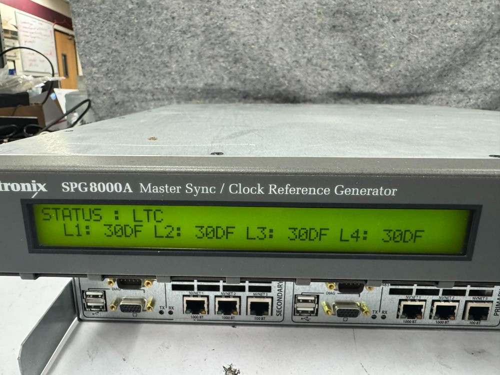 Tektronix spg8000A Master Sync/Clock GPS HD SDI Multi Format Reference Generator