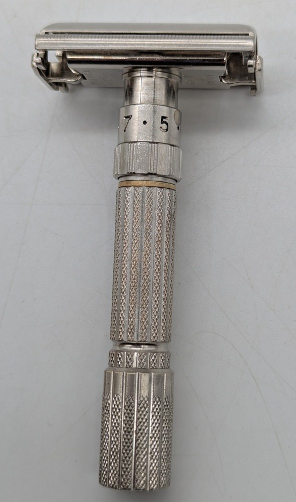 1959 Gillette Fat Boy Adjustable Safety Razor E-1 DE TTO