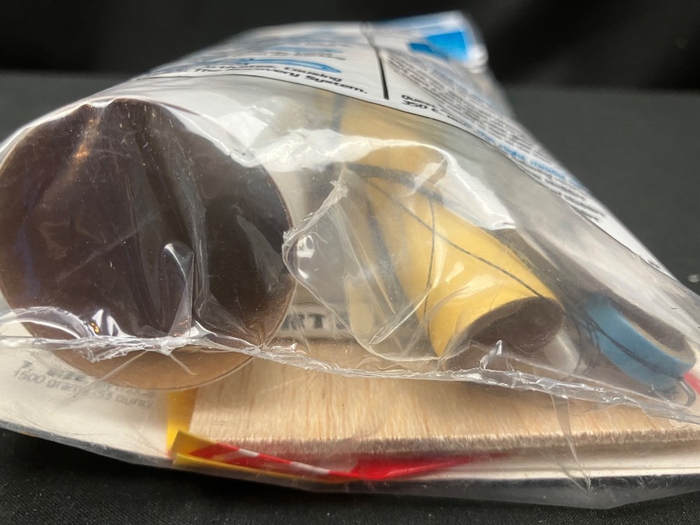 Quest Full Moon Flying Model Rocket Kit #1016 - OOP