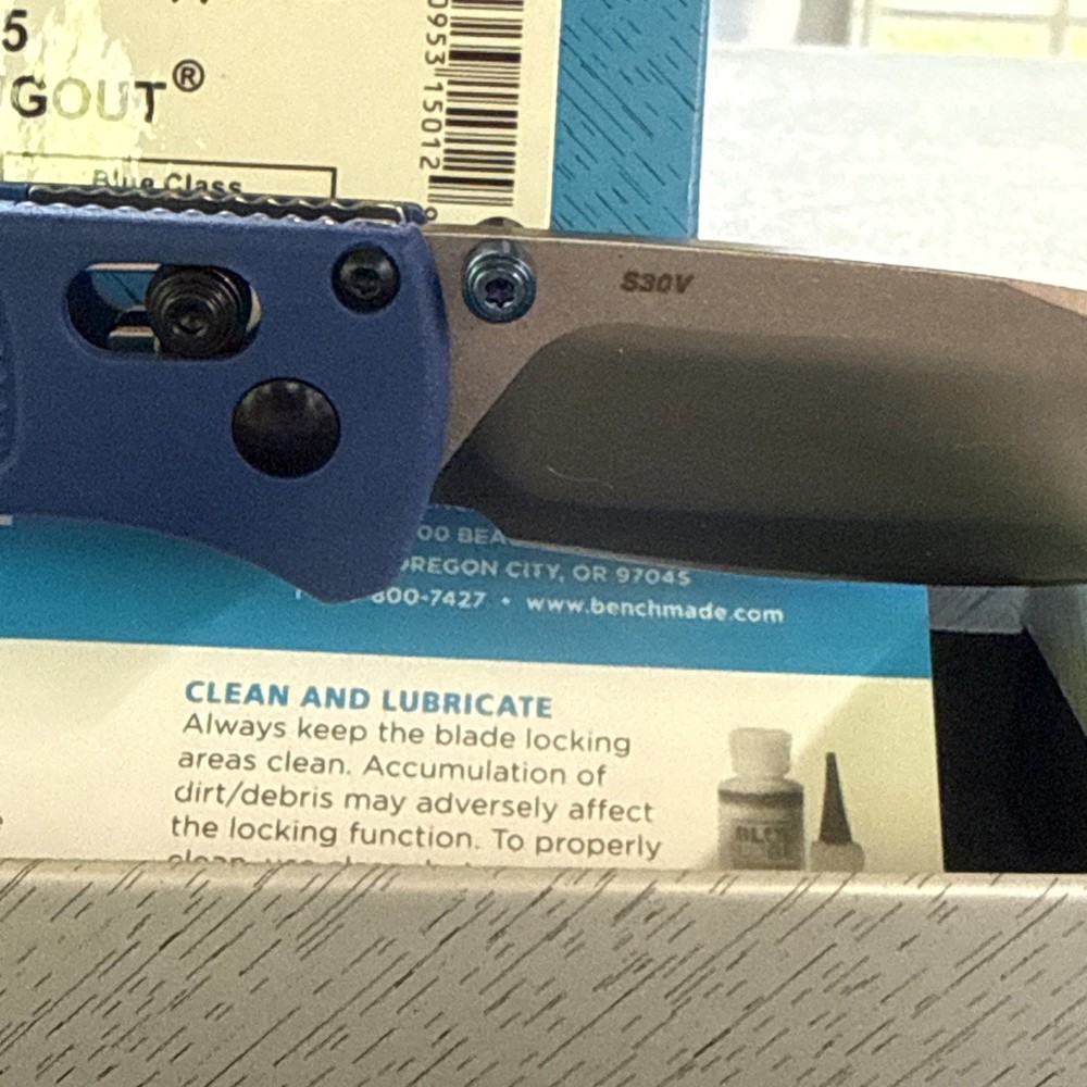 Bugout* 535 Blue S30V AXIS Lock EDC Stainless Blade Authniticity unverified