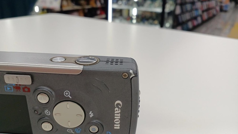 CANON PC1108 Camera