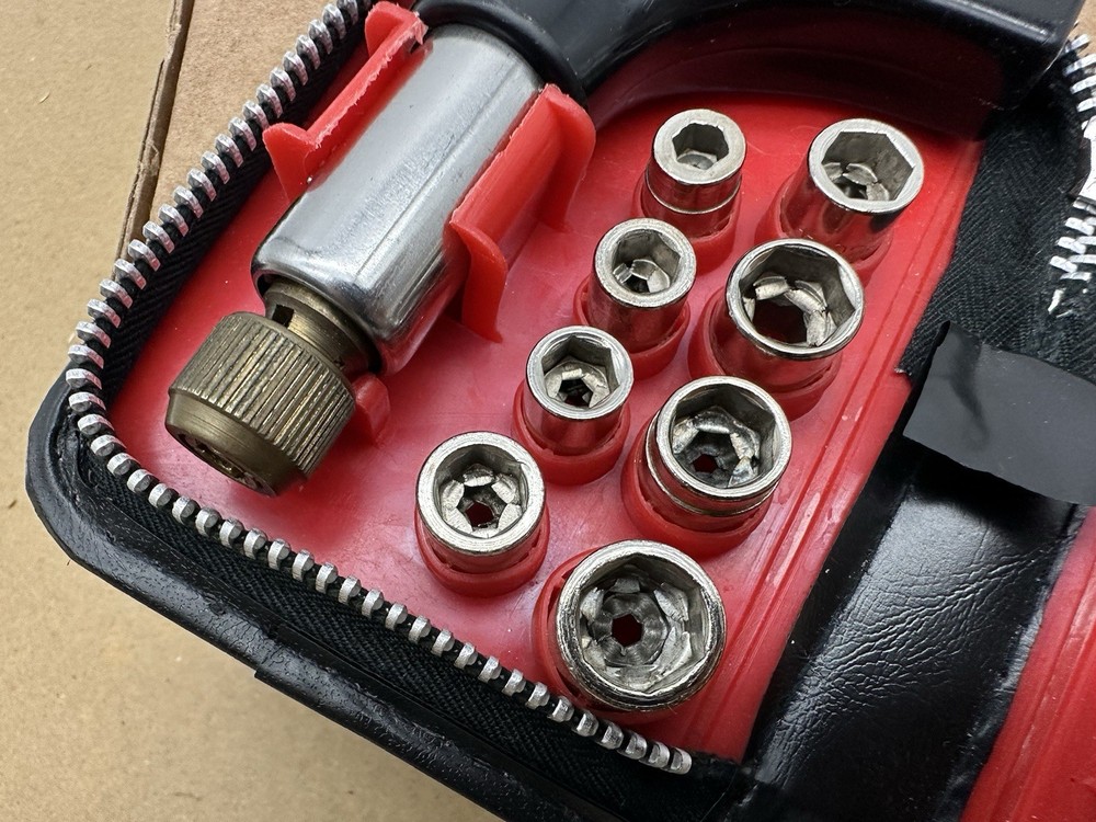 Vintage PC World Tool Kit - Computer Nut Driver Screwdriver Socket Set