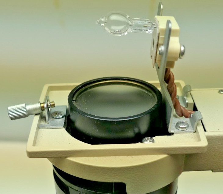 Nikon TMS Inverted Phase Contrast Binocular Microscope not turning on