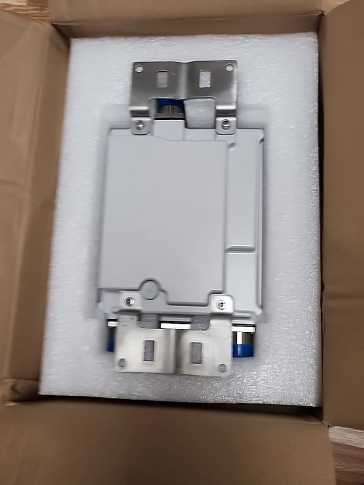 NEW! COMMSCOPE CBC7821-DF TRIPLEXER 700-750/850/AWS DCpass [2WS1]