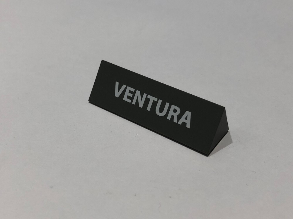 Hamilton Plaque Display - Model Ventura - For Watches