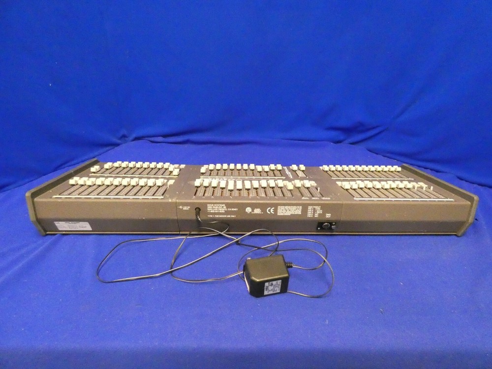 Dove Systems 24/48 (TM-TS 24/48) Techmaster Dimming Console w/Power Supply