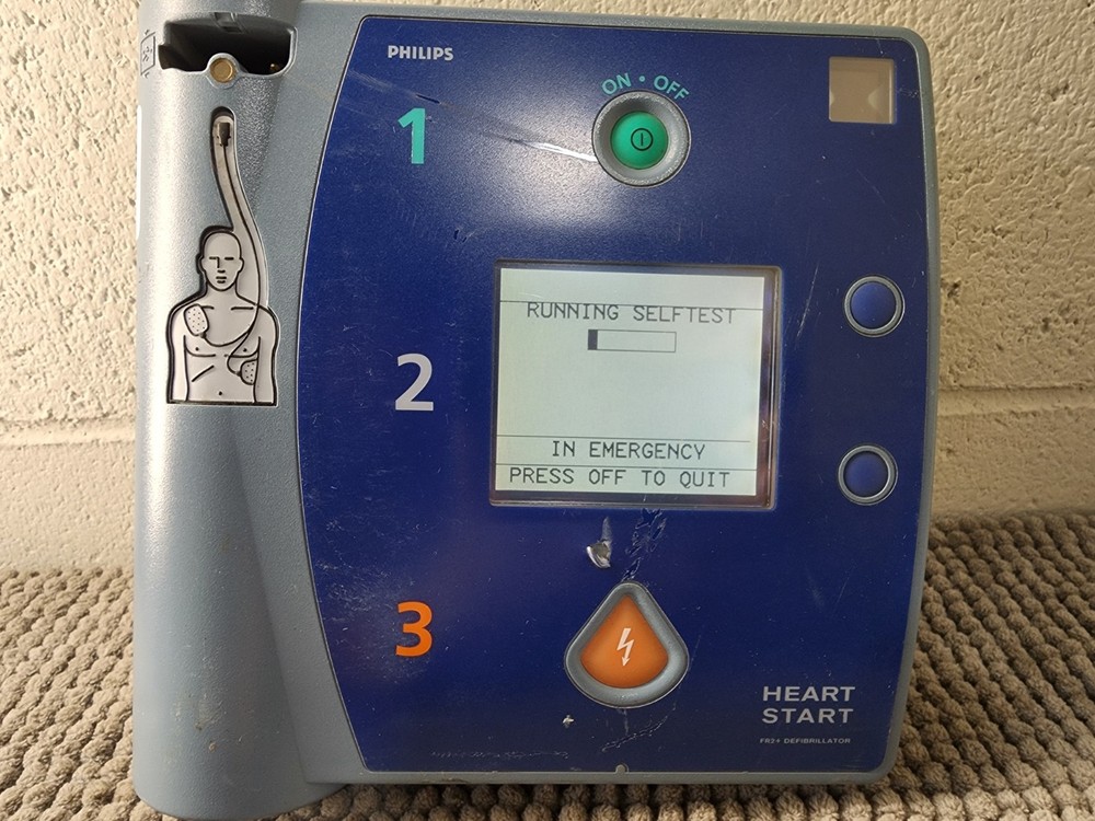 PHILIPS FR2+ HEARTSTART AUTOMATIC EXTERNAL AED No Pads W/BATTERY
