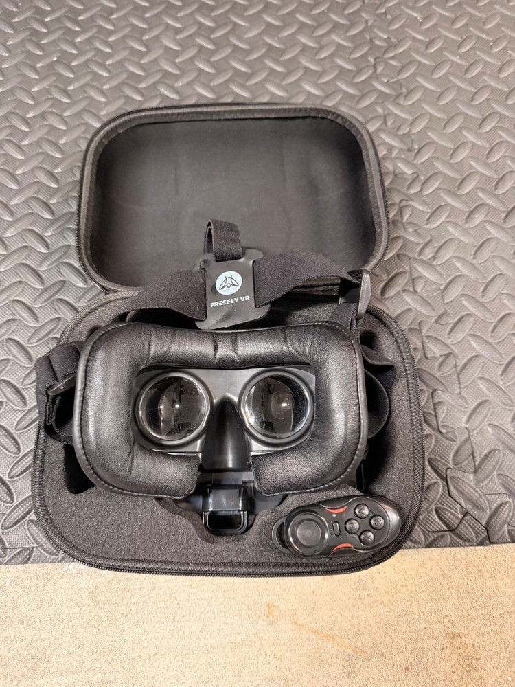 Freefly Virtual Reality 3D Headset for Smartphone - FREEFLY01