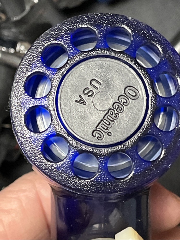 Oceanic Datamax Pro Air Scuba Dive Computer Console With Dive Bag & Regulators