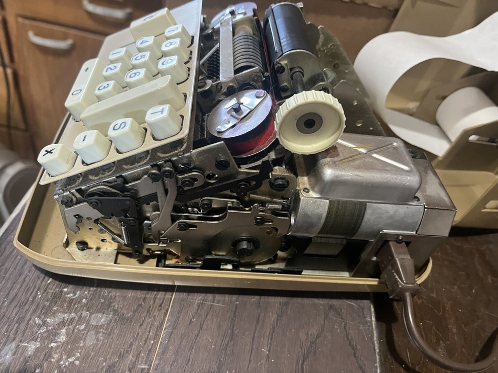 Vintage Signature Adding Machine Eight Nine