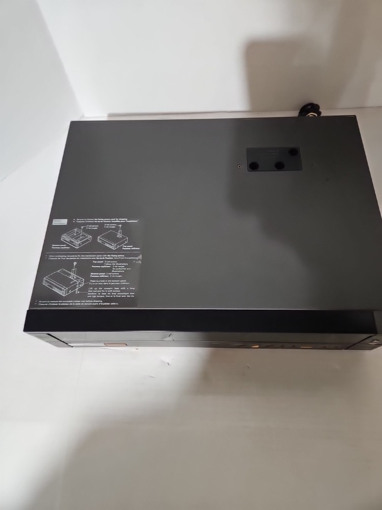 Mitsubishi Linear Tracking Fully Automatic Turntable LT-70 Tested Working