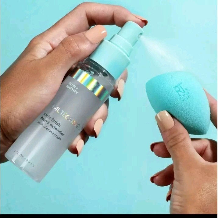 Real Techniques Setting Spray Satin Finish Extender for Face MakeUp 2oz Blur+Mat