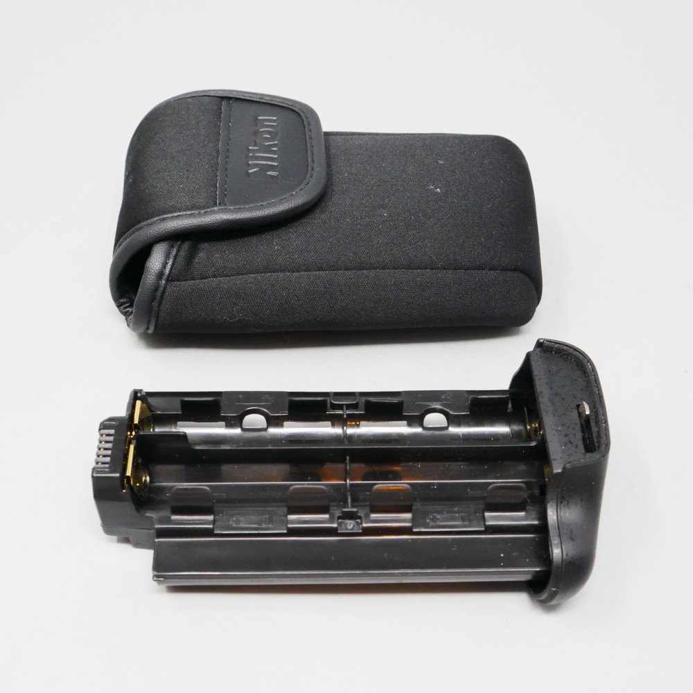 Nikon MS-D14 AA Battery Holder