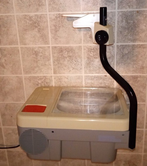 Elmo HP-LP2900H-DX  Overhead Projector