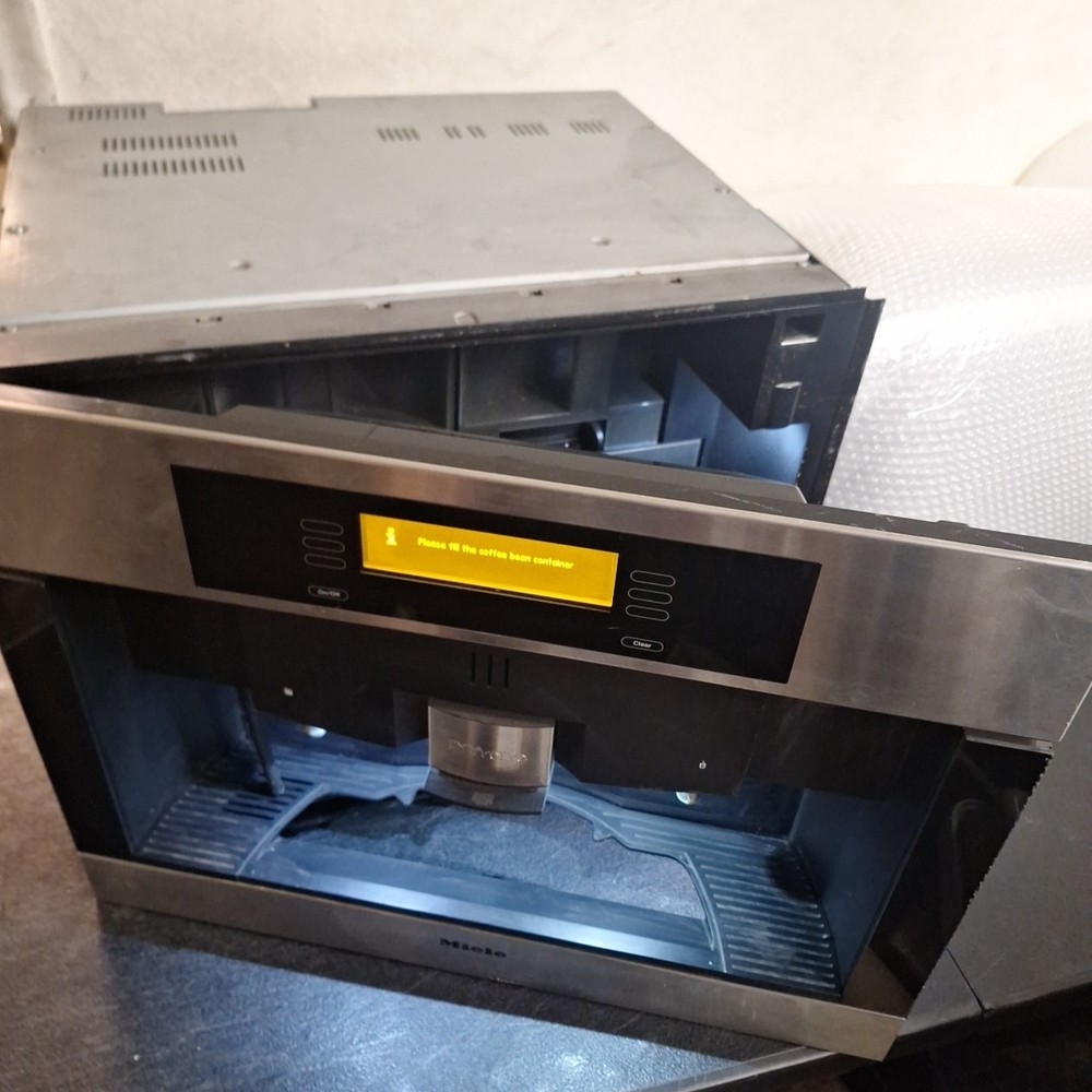 Miele Built-in Coffee Machine CVA4070 With Bean To Cup System