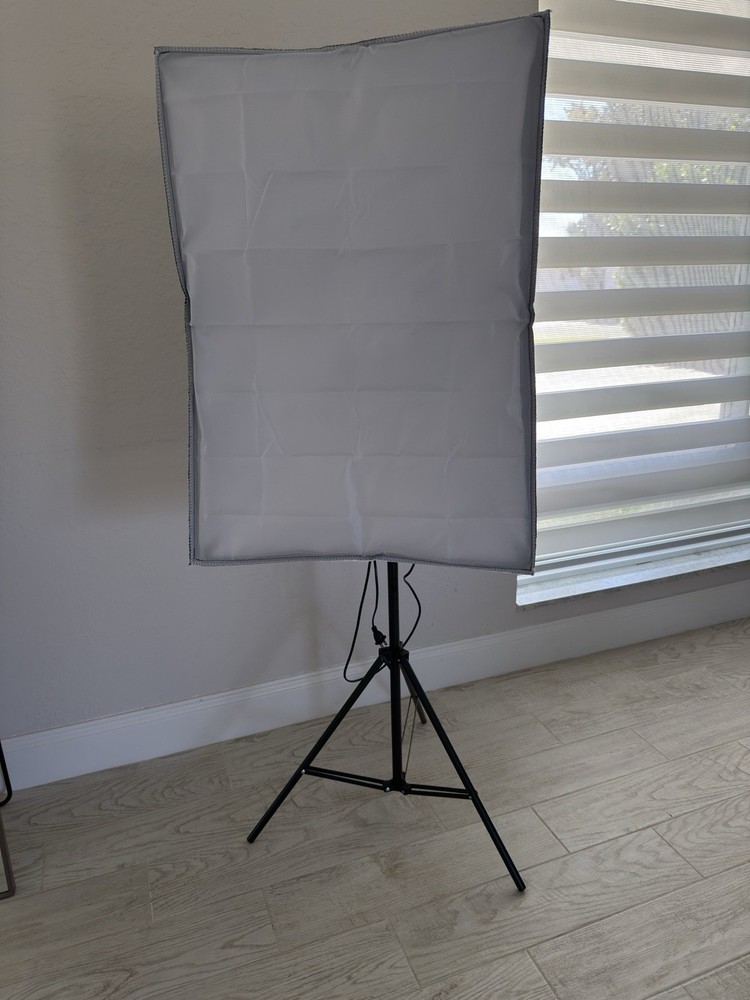 Square/Rectangle Portable Softbox Black/White with Adjustable Stand