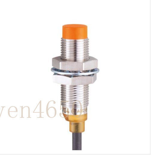 Proximity switch IFS714 sensor